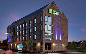 Holiday Inn Express Cambridge West - Cambourne By Ihg